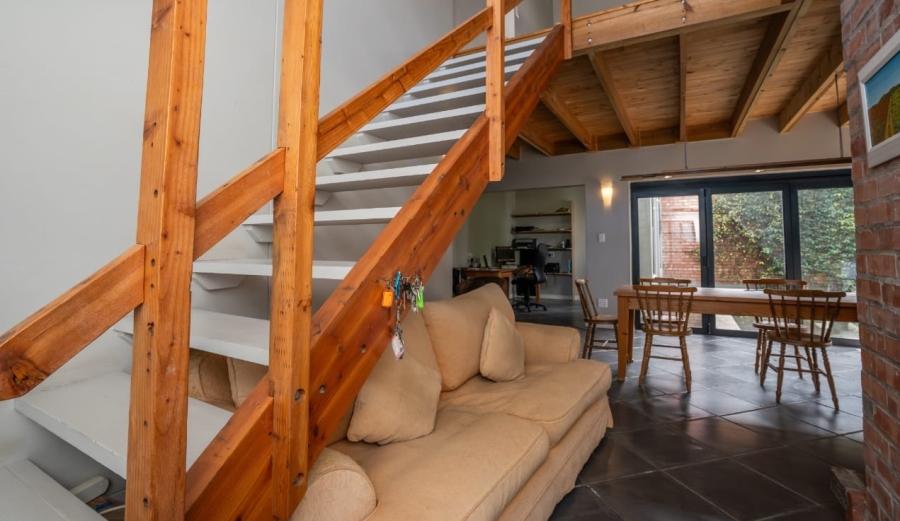 To Let 3 Bedroom Property for Rent in Middedorp Western Cape